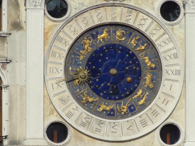 San Marco Meydanı'nda Zodiac saat