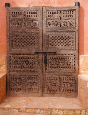 AIT Benhaddou, güzel ahşap kapı