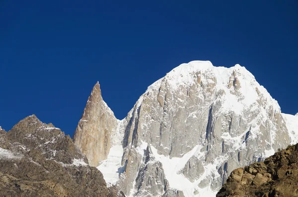 Detail vrcholu Hunza a Lady Finger v severním Pákistánu — Stock fotografie