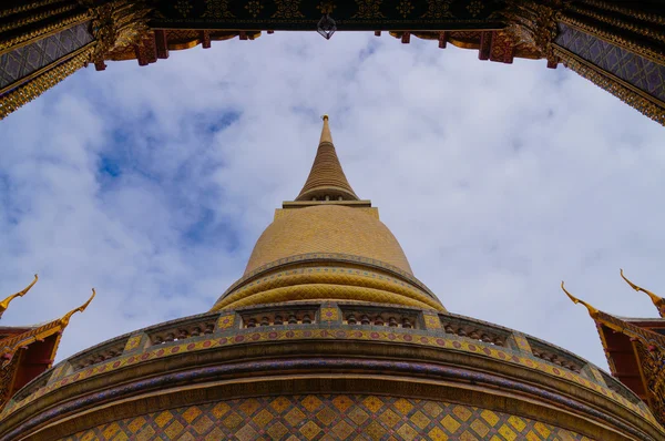Wat Rajabopit, Royal Tombs and temple in Bangkok — Stock Photo, Image