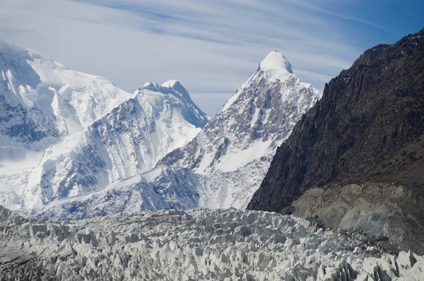 High mountain at Pasu Glacier,Northern Pakistan — Stock Photo, Image