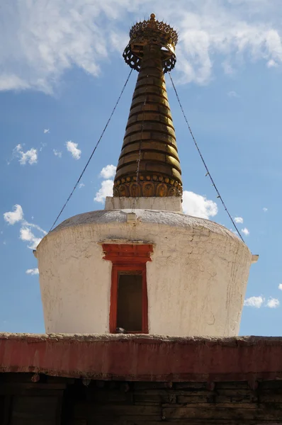 Stupa w pałacu shey, leh, ladakh, Indie — Zdjęcie stockowe