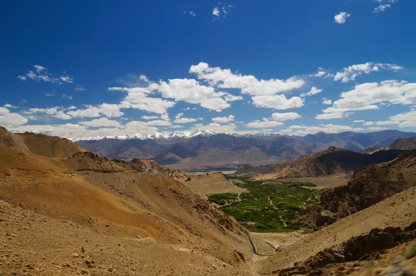 Beautiful landscape of Himalaya mountain in  Ladakh, India — Stock Photo, Image