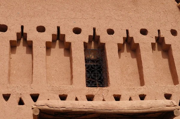 Вікно Kasbah Ait Бен Haddou, Марокко — стокове фото