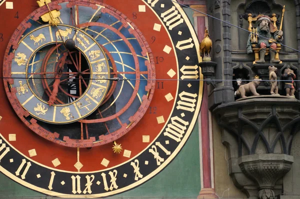 Hermoso detalle de Torre del Reloj en Berna, Suiza — Foto de Stock