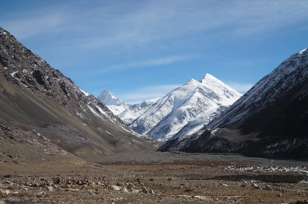 Mountains at Khunjerab pass at china-pakistan border in Northern — Stock Photo, Image