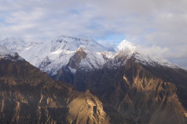 Pakistan'da Hunza Vadisi, yüksek dağ