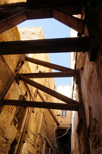 Edificios antiguos en el casco antiguo de Fez en Marruecos — Foto de Stock