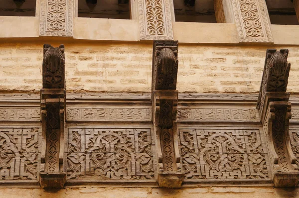 Hermoso detalle de la histórica Madrasa Bou Inania, Fez,, Marruecos . — Foto de Stock