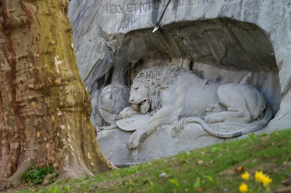 De huilende Lion Memorial, Luzern, Zwitserland — Stockfoto