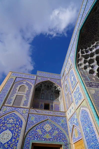 Mezquita Sheikh Lotf Allah en la plaza Naghsh-i Jahan, Isfahán, Irán — Foto de Stock