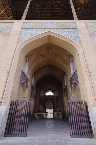 Entrada del Palacio Ali Qapu, Isfahán, Irán . — Foto de Stock