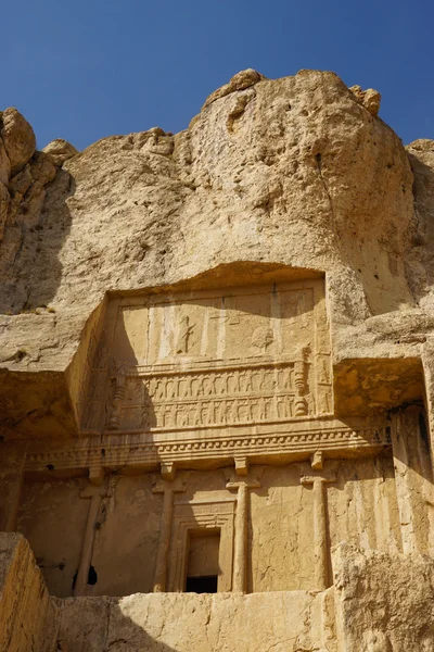 Persian kuningasten hauta Artaxerxes I osoitteessa Naqsh-e Rustam, Shiraz , — kuvapankkivalokuva