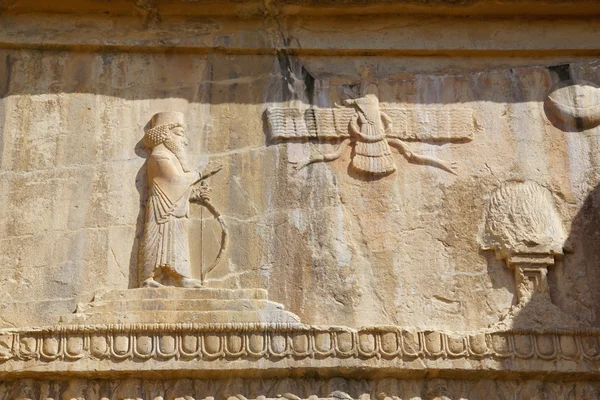 Faravahar Royal tombs facade,Persepolis,Iran. — Zdjęcie stockowe