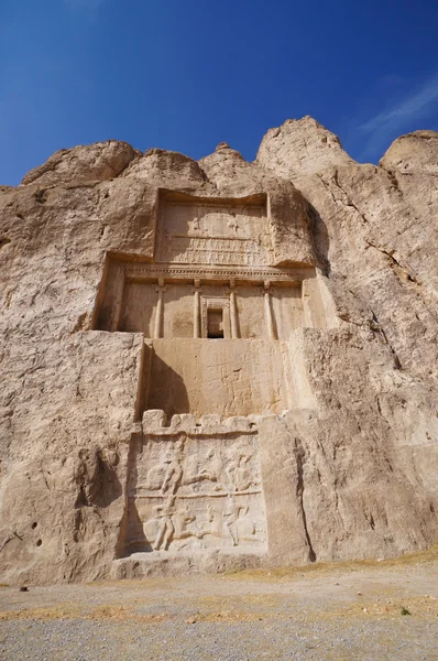 Могила Даріус великого, в Персеполіс, поблизу Шираз, в Ірані. — стокове фото