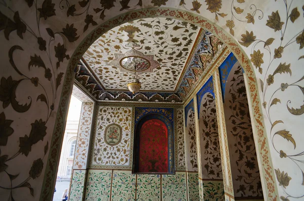 Diseño persa tradicional del Palacio de Golestán, Teherán, Irán . —  Fotos de Stock