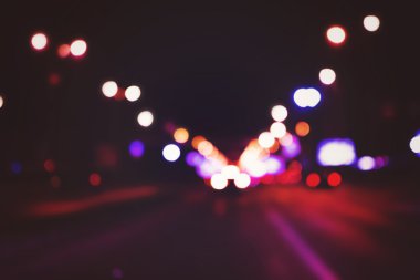 Gece bulanık Defocused şehir yoğun trafik ışıkları