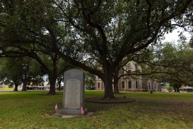 Goliad, Teksas, ABD - 3 Eylül 2020: Birinci Dünya Savaşı sırasında ülkesine hizmet eden şehitlere adanmış anıt