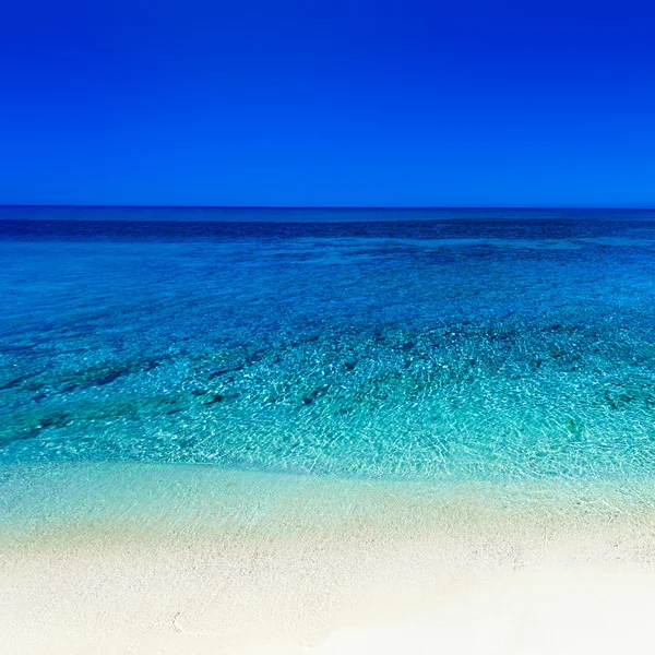 Hermosa playa soleada Coastline — Foto de Stock