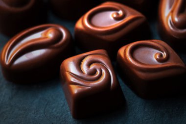 ince çikolata çeşitleri 