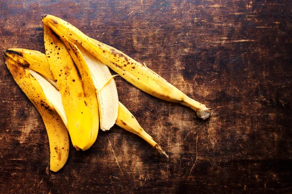 Cáscara madura de plátanos — Foto de Stock