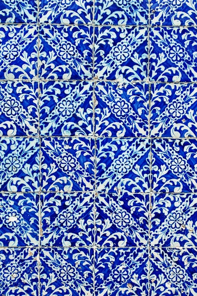 Tradicional portugal ornamentado em azulejos — Fotografia de Stock