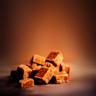 Toffees karamel parçaları 