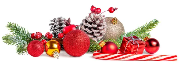 Tarjeta Felicitación Navideña Con Decoraciones Árboles Navidad Ramas Pino Piso — Foto de Stock