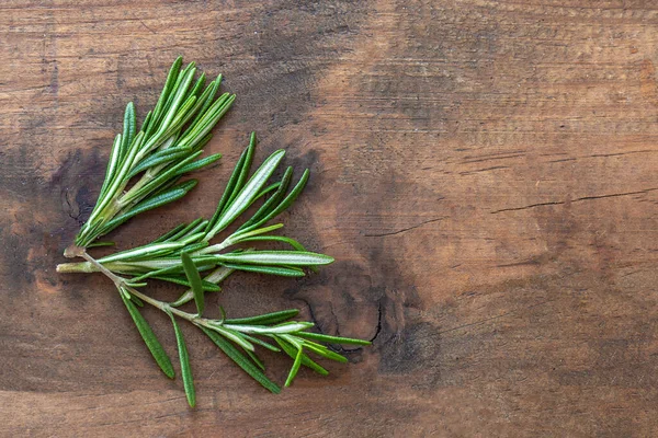 Fresh Rosemary Herb Wooden Background Top View Rosemary Copy Space — Stock Photo, Image
