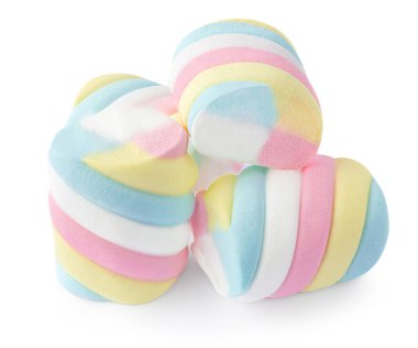 Beyaz arka planda izole edilmiş lokum şekerleri. Gökkuşağı renkli şekerlemeler kapanış yeri