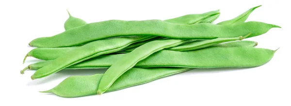 白い背景に隔離された緑の豆 新鮮なエンドウ豆の鞘の側面図 有機豆の束 — ストック写真