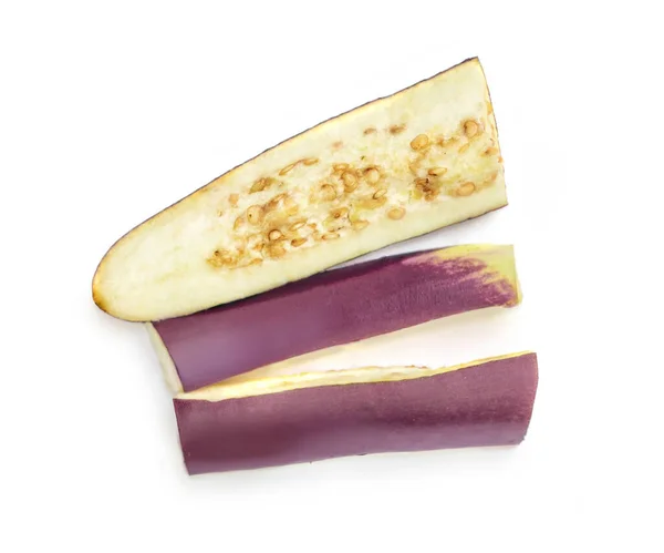 Aubergine Eggplant Slices Isolated White Background Long Japanese Eggplant Pieces — Stock Photo, Image