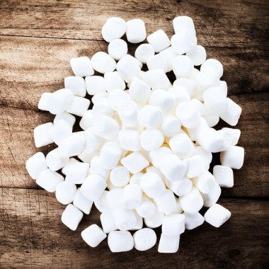 Beyaz Marshmallows kabarık
