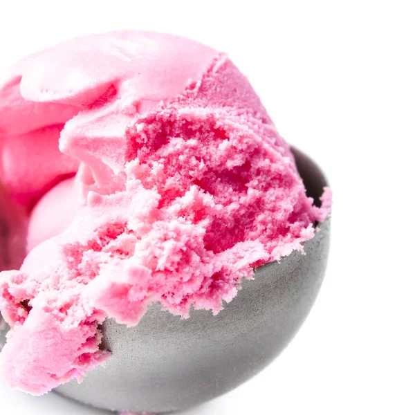 Cucharada de helado de fresa —  Fotos de Stock