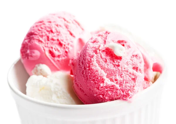 Strawberry ice cream — Stock Photo, Image