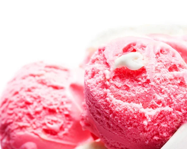 草莓冰淇淋球 — 图库照片