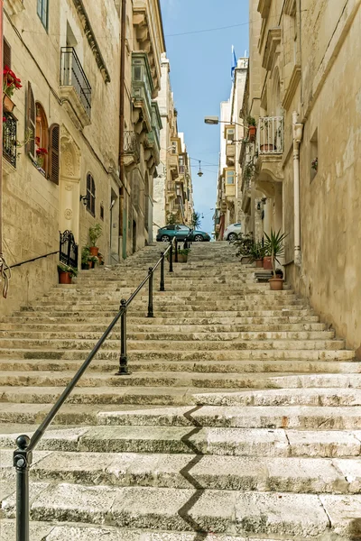 Escaleras entre las casas —  Fotos de Stock