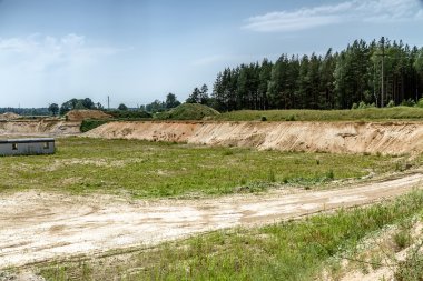 Forest yakınındaki eski taş ocağı