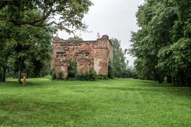 Yok ve terk edilmiş kiliseleri