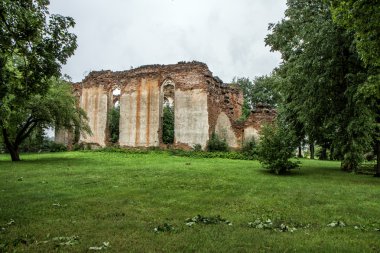 Savaş sırasında tahrip kiliseler