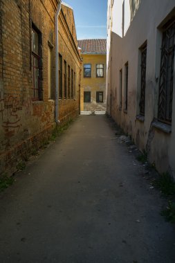 Lane evleri arasında