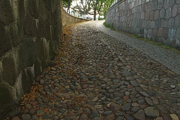 Rua curta na cidade velha — Fotografia de Stock