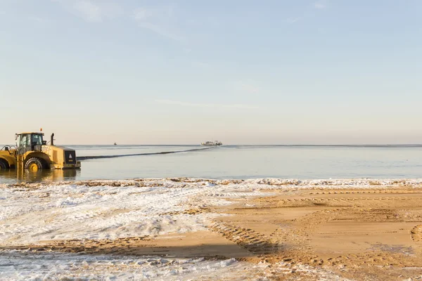 Rohr im Meer — Stockfoto