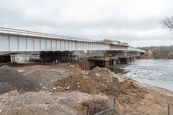 The newly constructed bridge — Stock Photo, Image