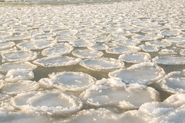 Eis im Meer — Stockfoto