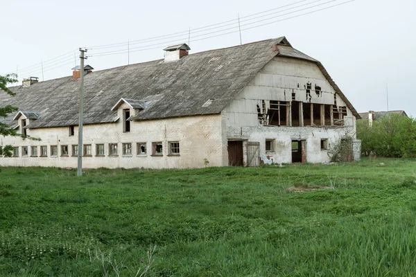 Azienda agricola abbandonata — Foto Stock