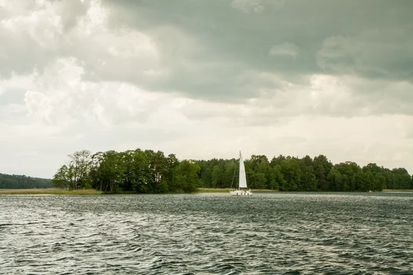Yachts in Lake Galve — Stock Photo, Image