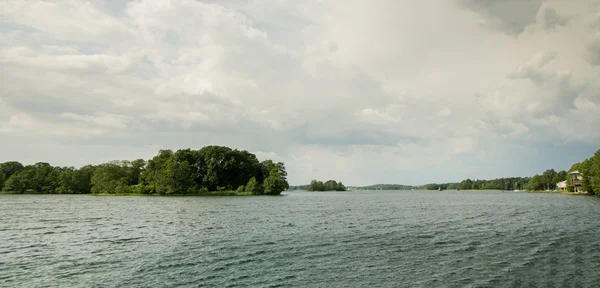 Nice panorama of lake — Stock Photo, Image