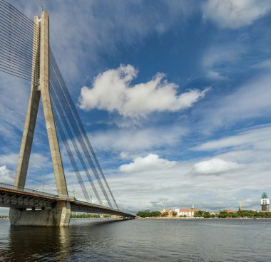 Köprü ayrıntılı olarak Riga