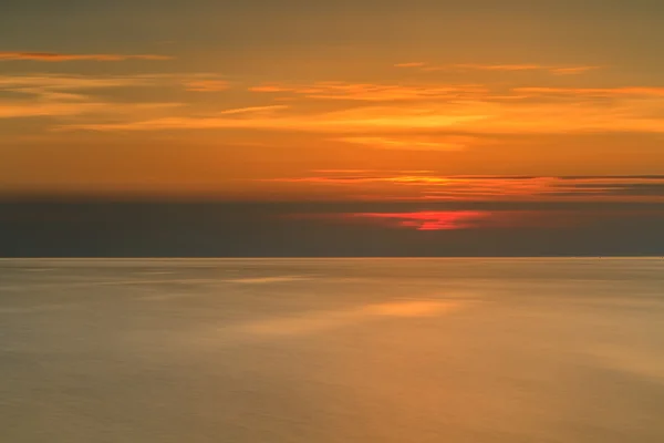 Красное море вечером — стоковое фото